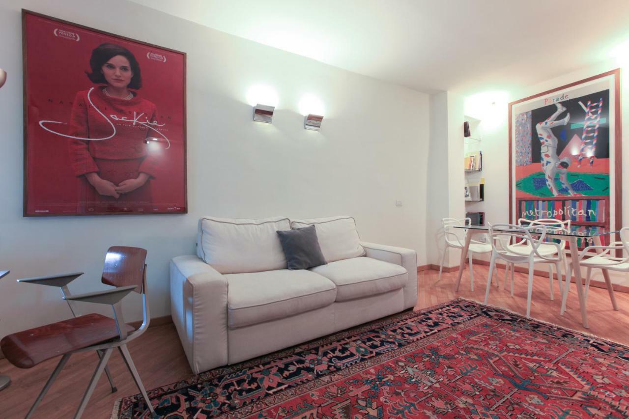 Apartment Hozyhome - Lovely Flat In Via Madonnina 23