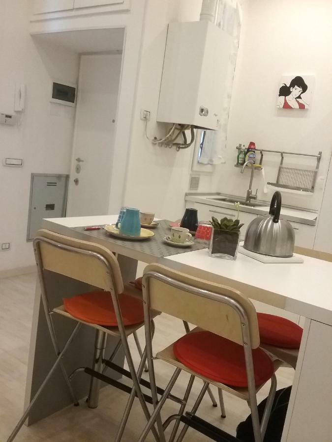 Isola Flat