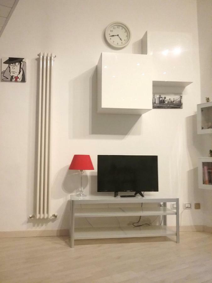 Isola Flat