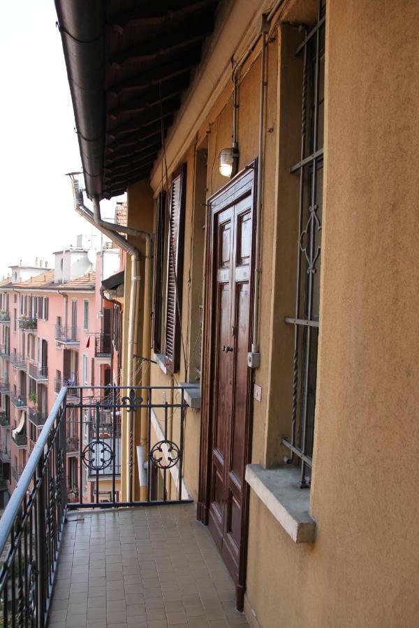 Viale Lunigiana - Penthouse - 6 People Appartement