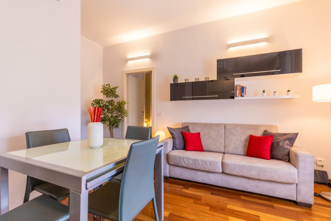 Golden House Apartment