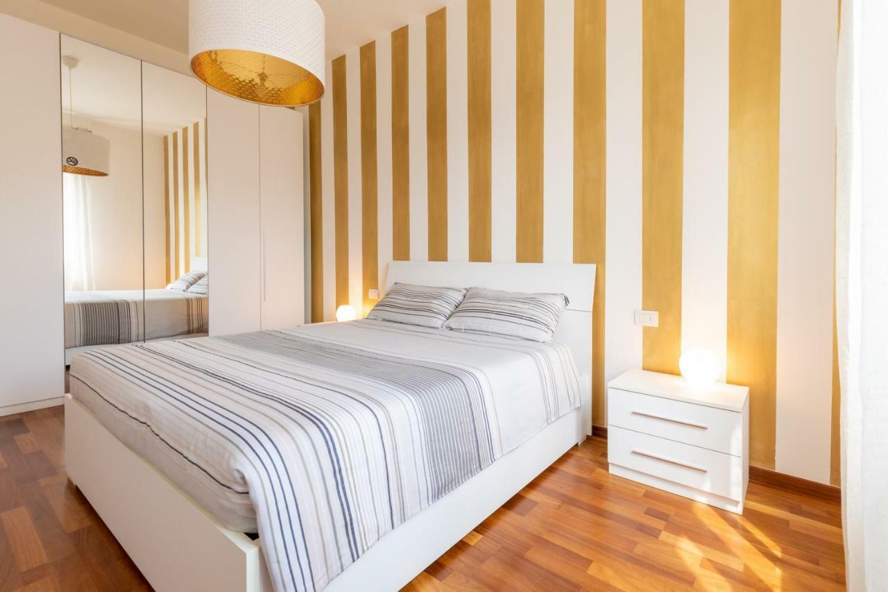 Golden House Apartment