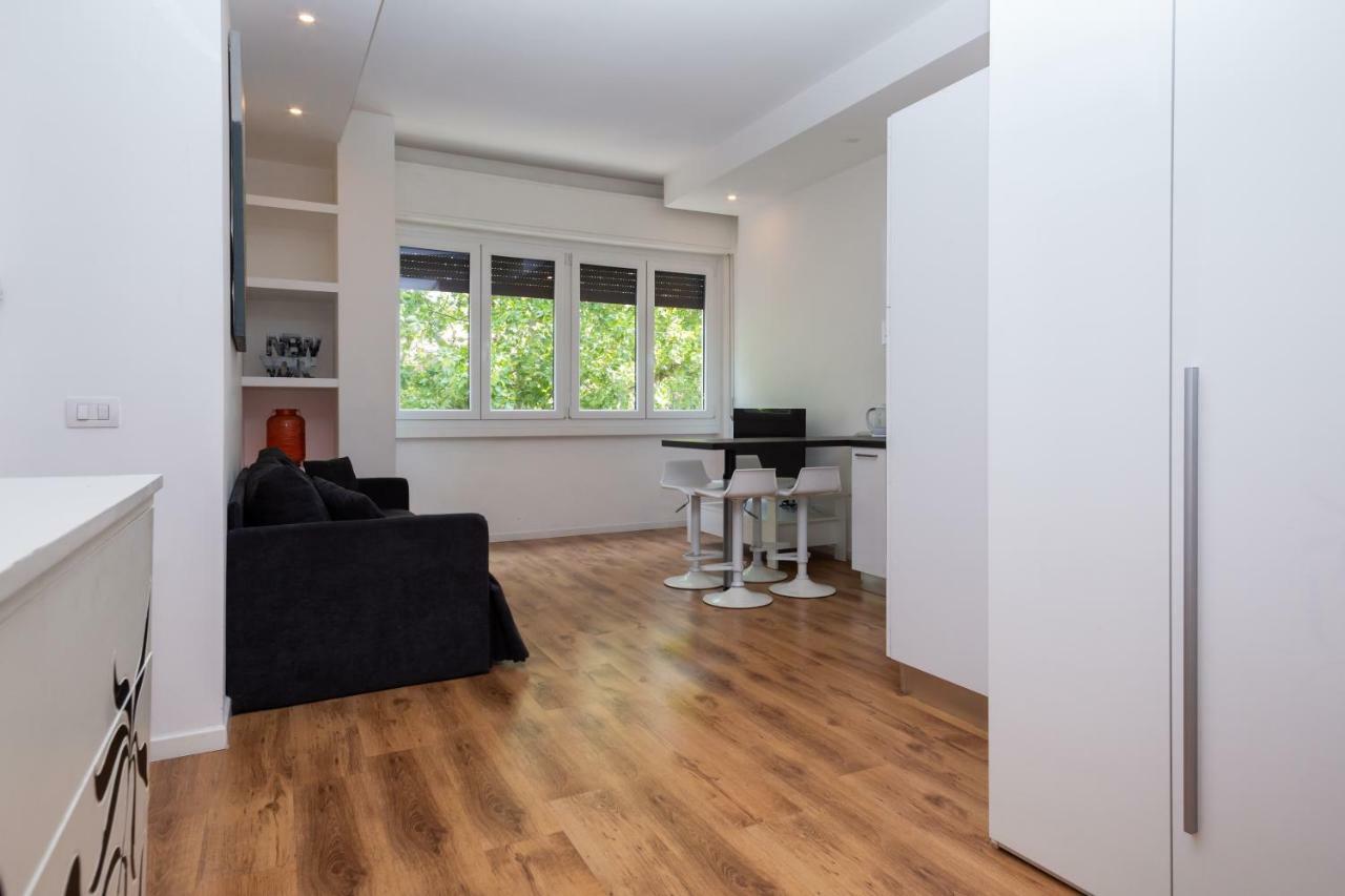L.love Apartment