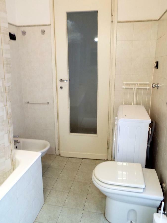 Leilighet Lacaralele Milano