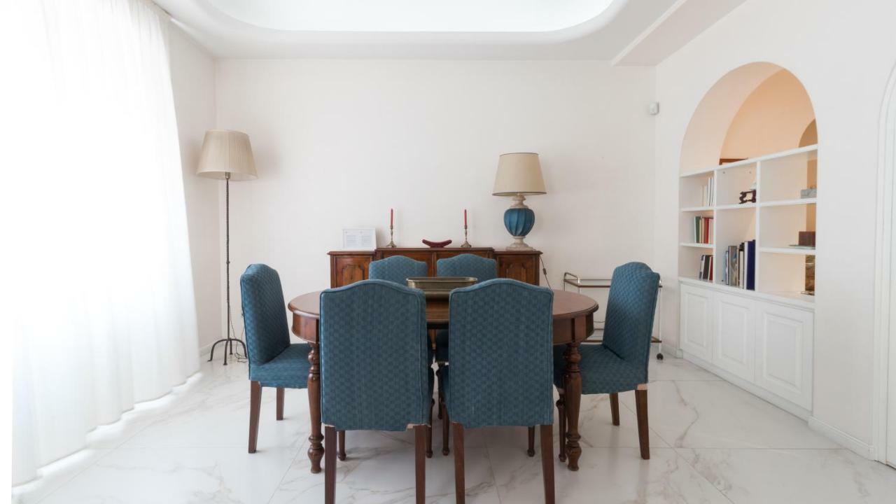 Italianway - Durini 23 Apartment Milan