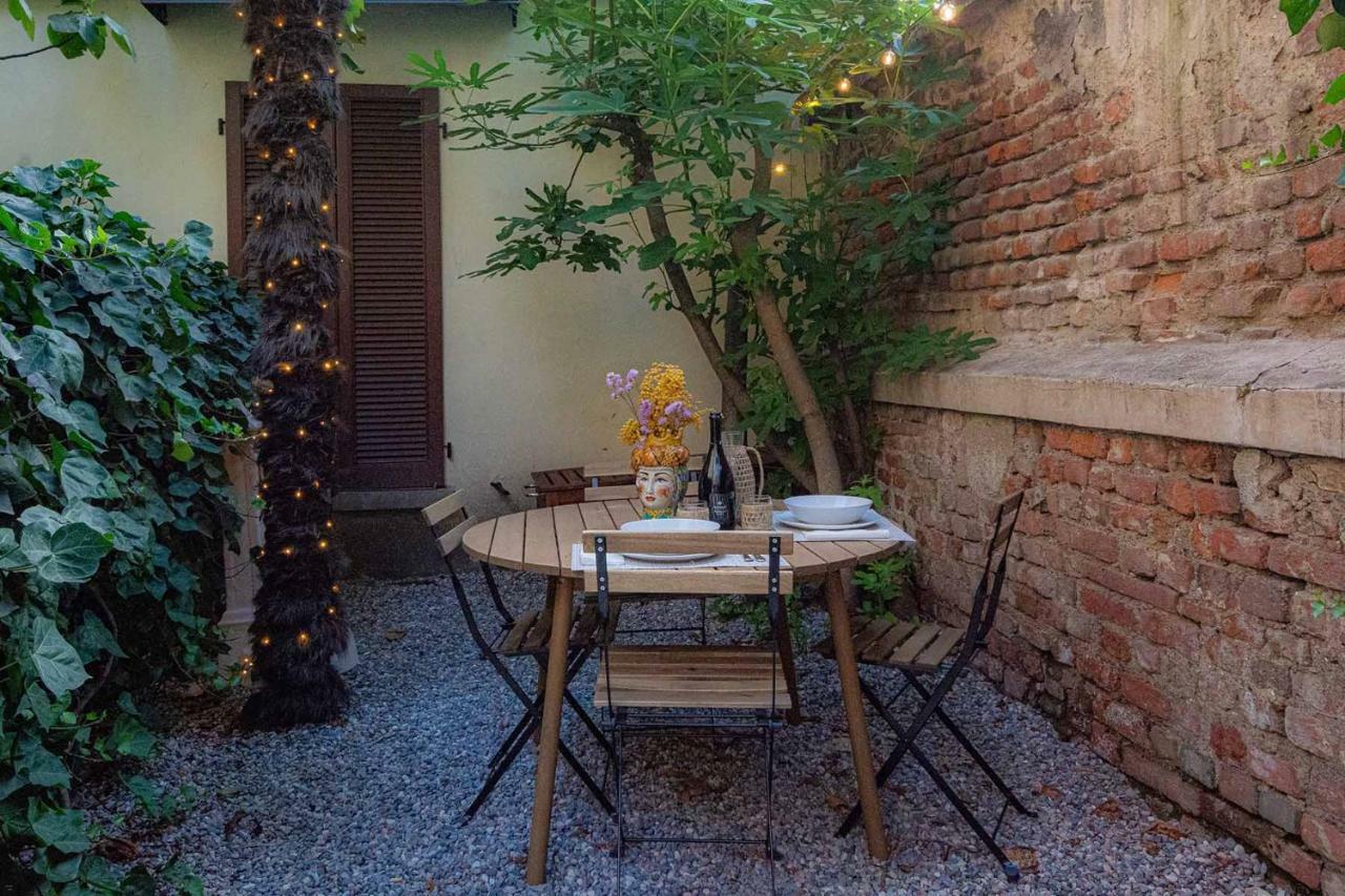 Secret Garden In The Heart Of Isola Lejlighed Milano