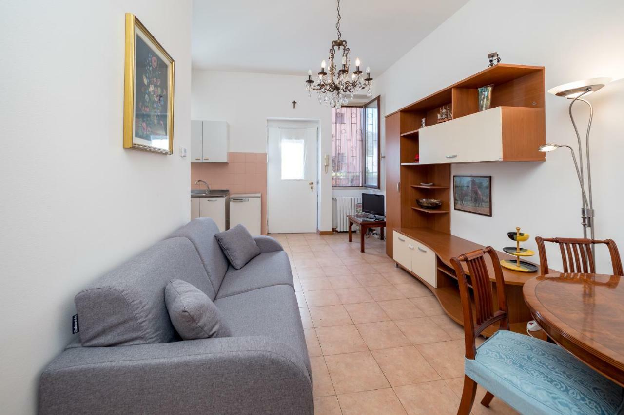 Appartamento Viale Corsica Milano