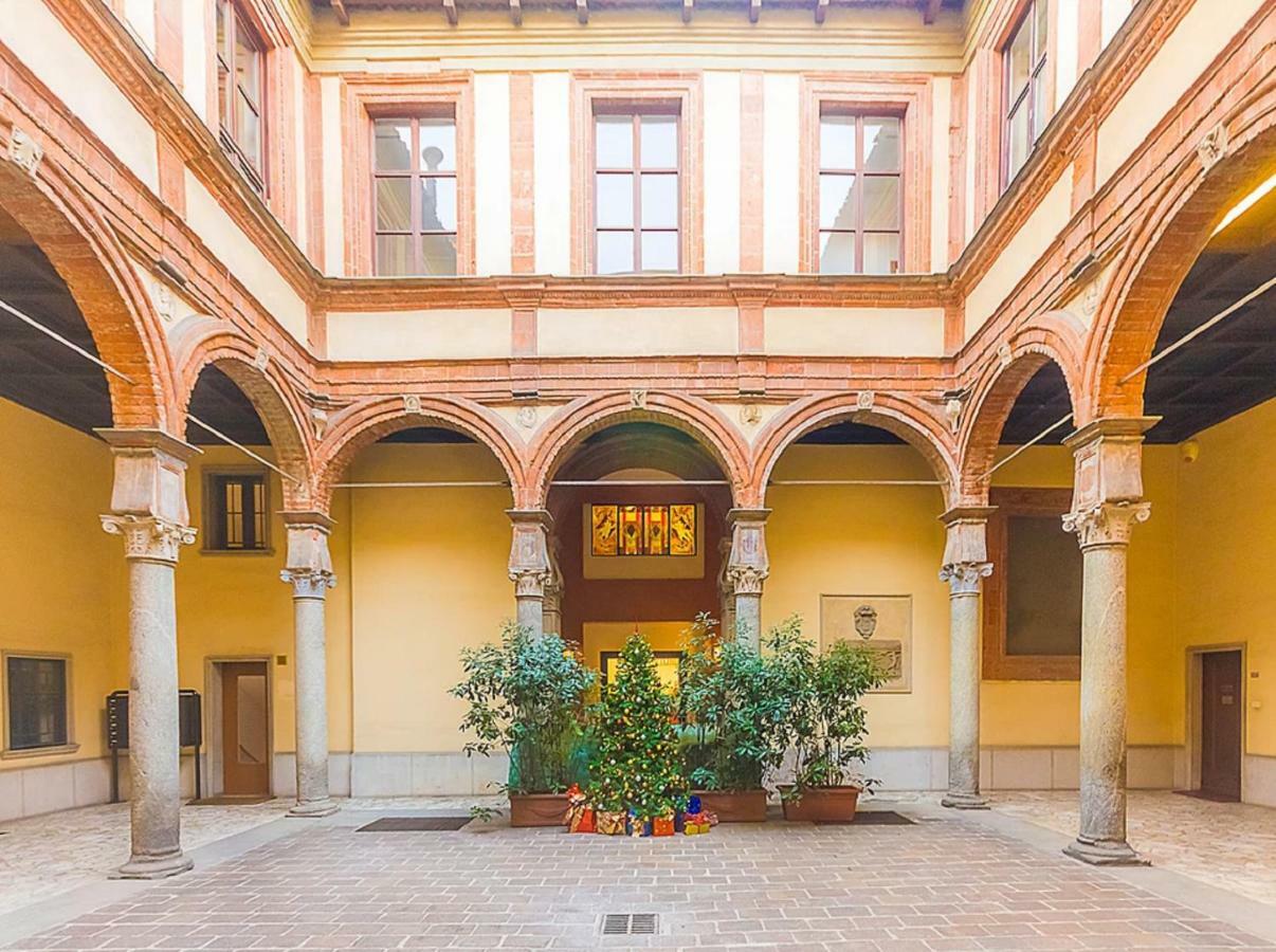 Leilighet ℒovely & ℰlegant Next To Duomo/missori Milano