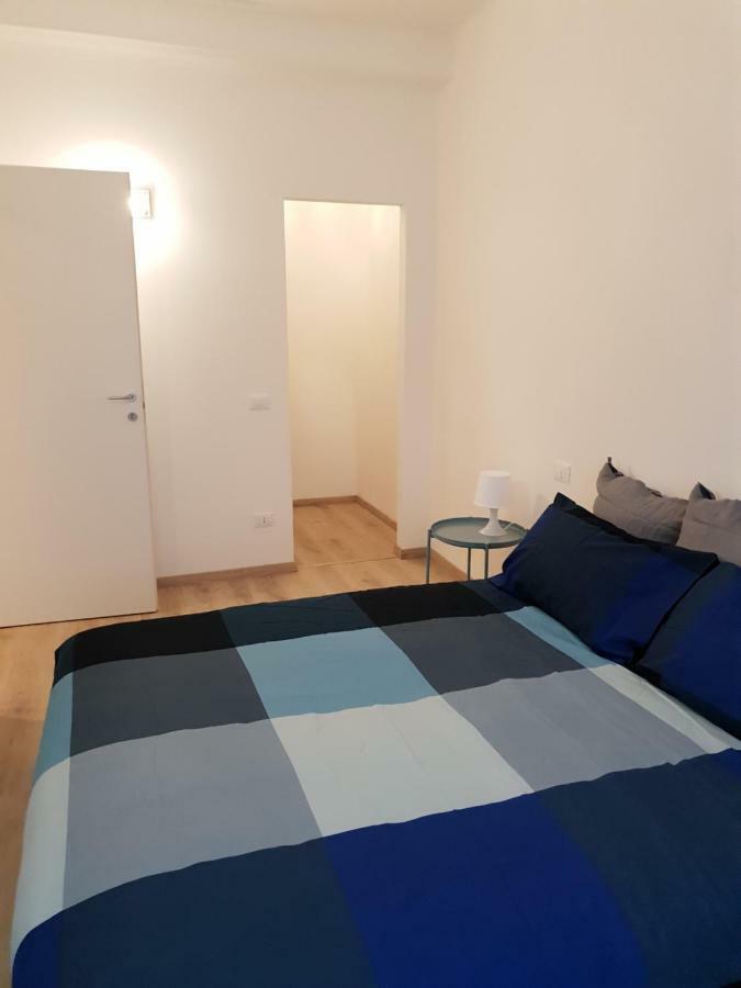 34 Via Giulio Carcano * Milano