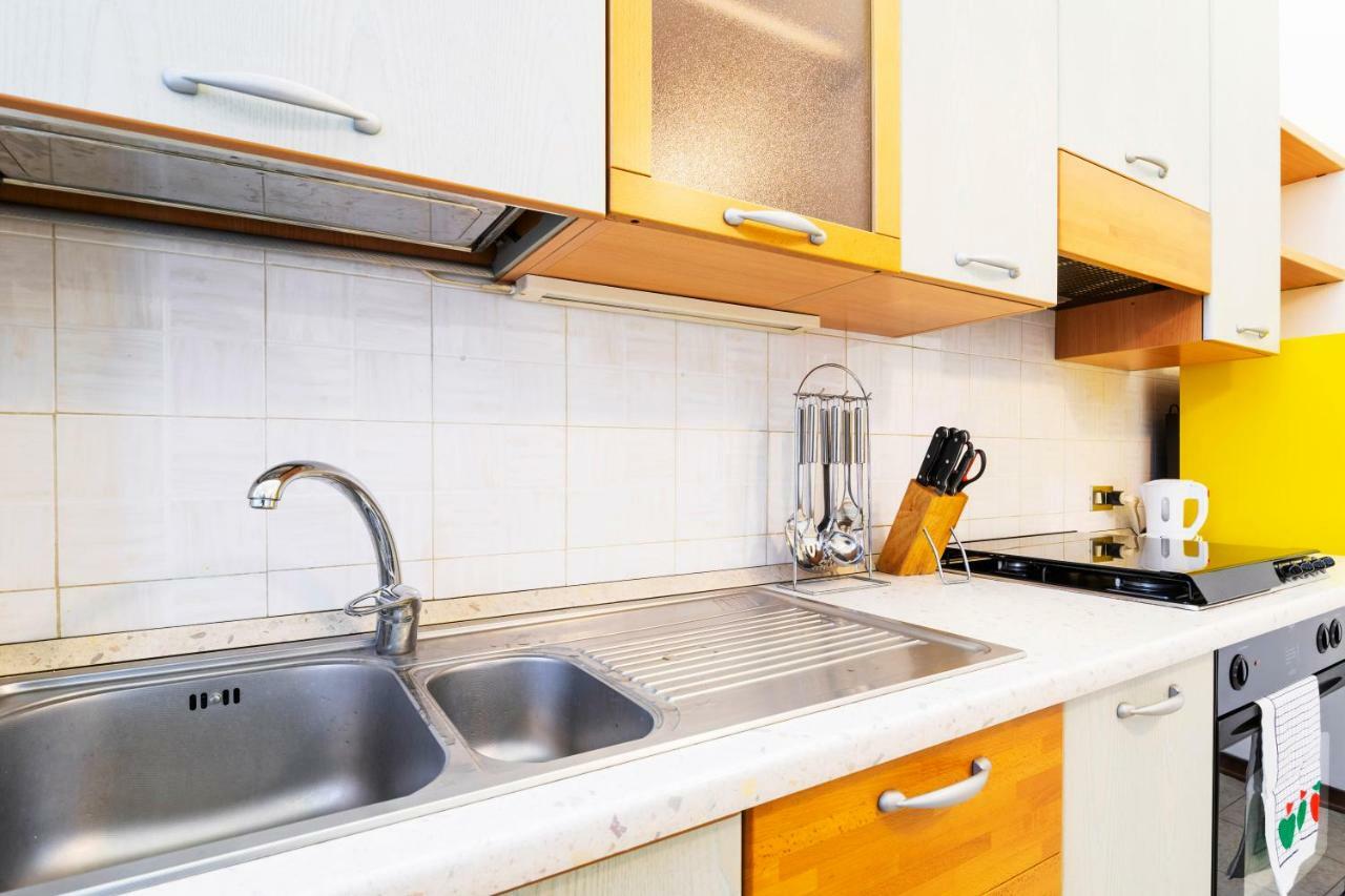 Legnone B Flat Appartamento *