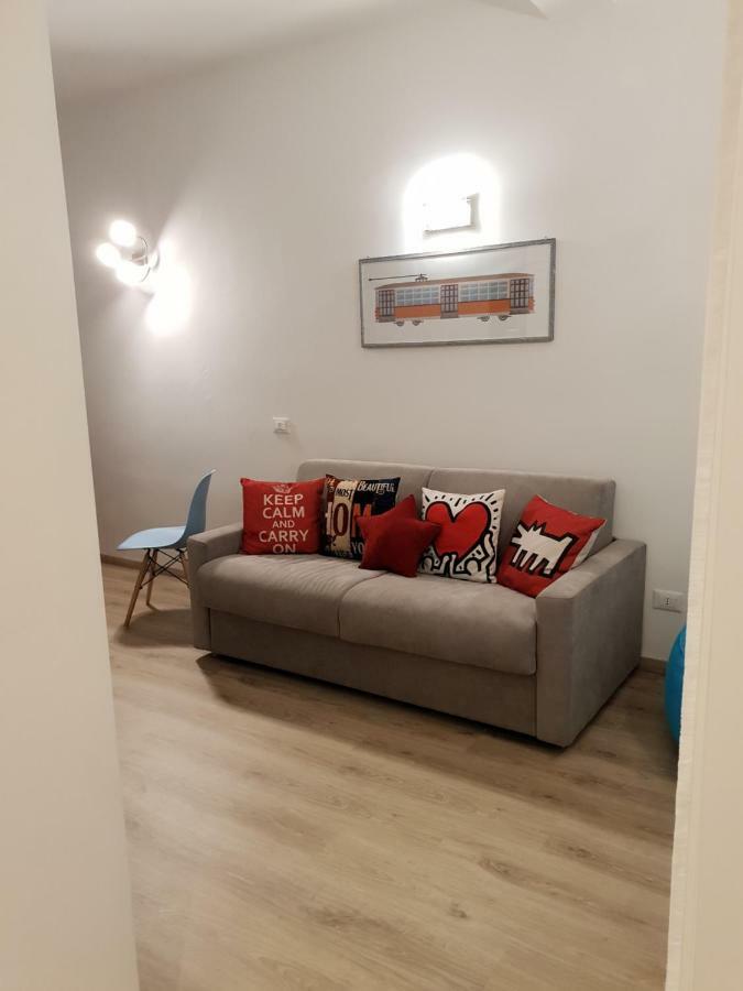 34 Via Giulio Carcano * Milano