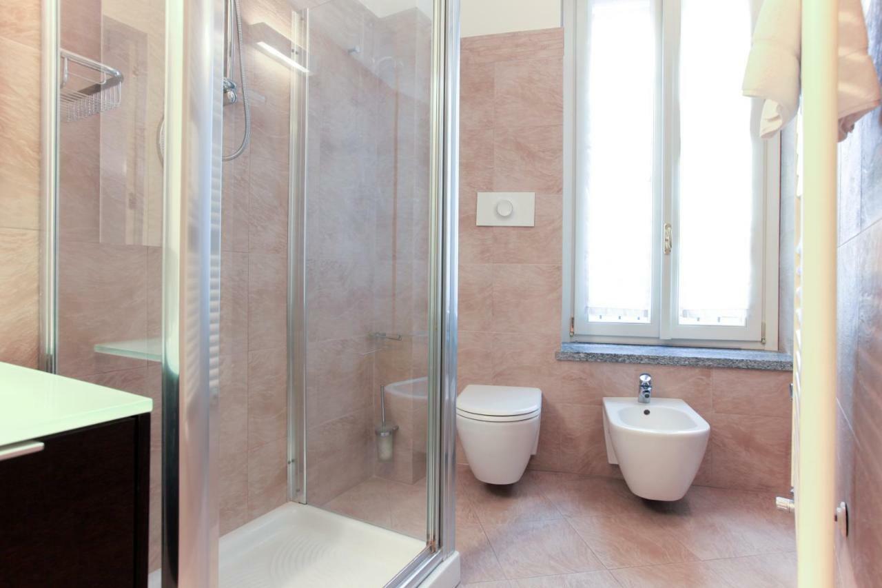 Apartment Hozyhome - Lovely Flat In Via Madonnina 23 *