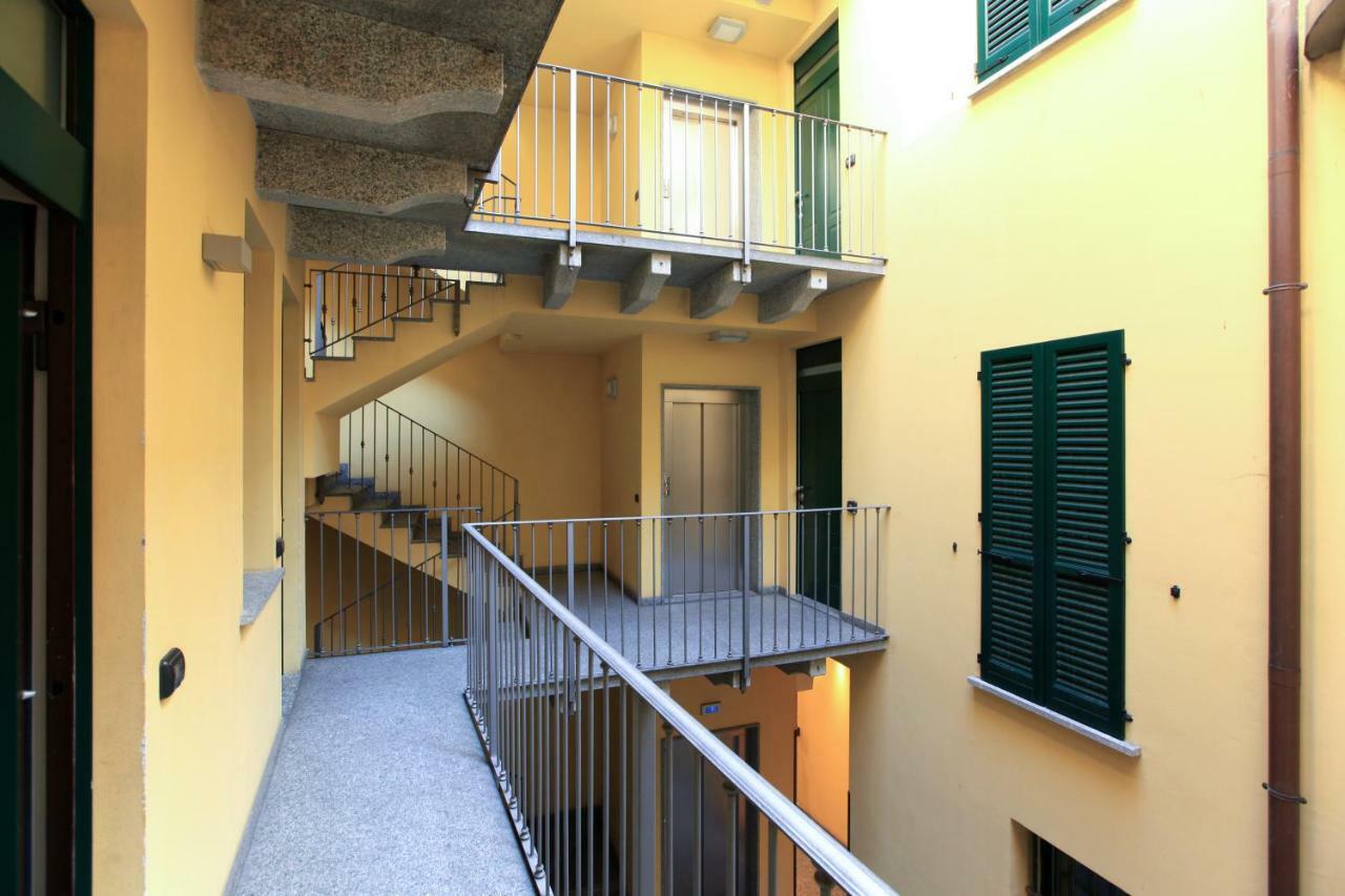 Apartment Hozyhome - Lovely Flat In Via Madonnina 23 Mailand