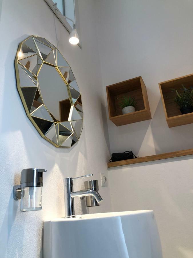 Bruzzanese Apartment *