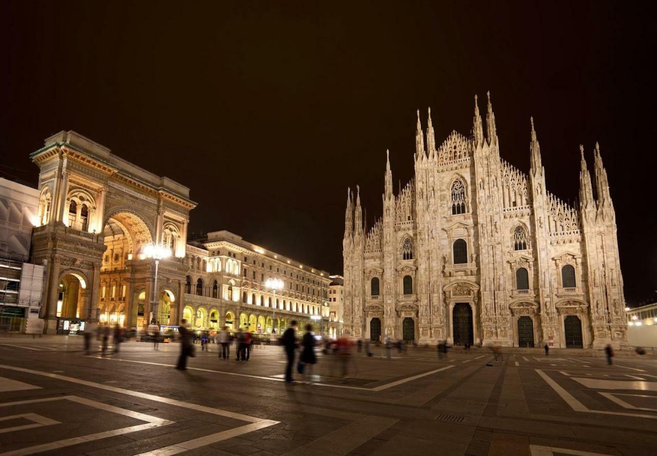 Montenapoleone Luxury Flat * Milan