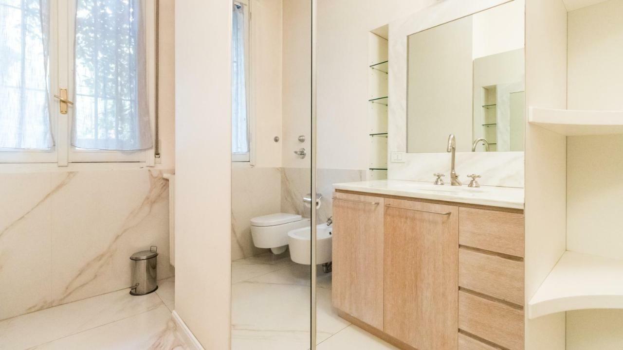 Apartment Italianway - Durini 23 Milan