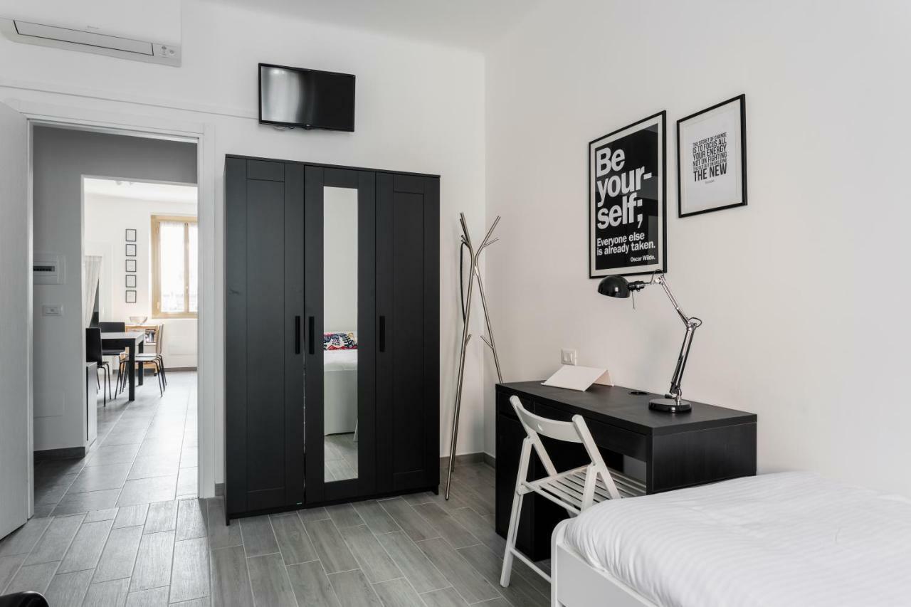 Comfortable Family Group Via Paruta Apartment Milan