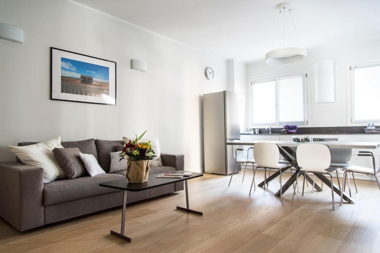 Brand New , Life District Appartamento *