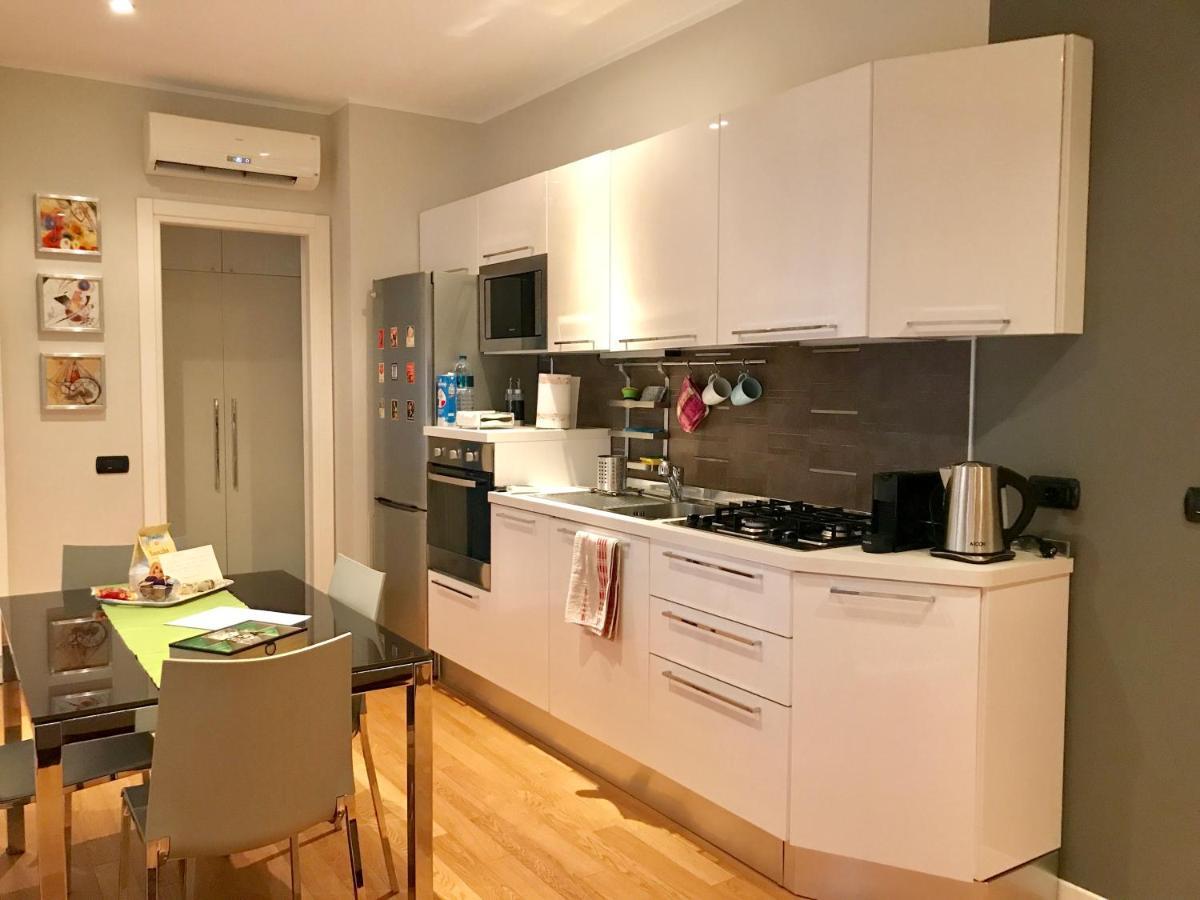 Delizioso Bilocale In Bocconi - Porta Romana Leilighet *