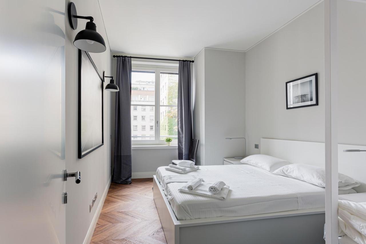 Apartment Wide And Bright Two Bedroom Apartment- Via Freguglia Mailand