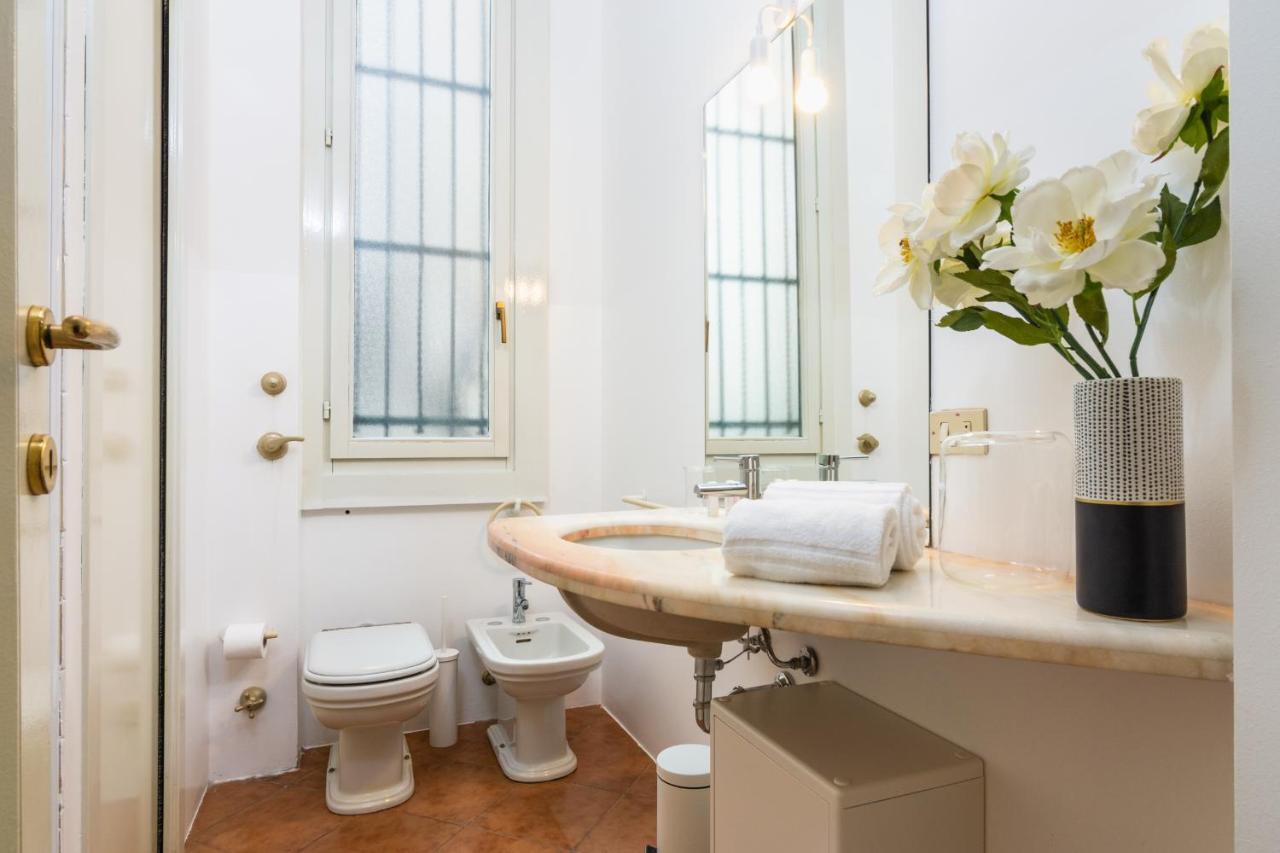 Apartment Hemeras Boutique Homes - Design Apartament Near Cadorna Station