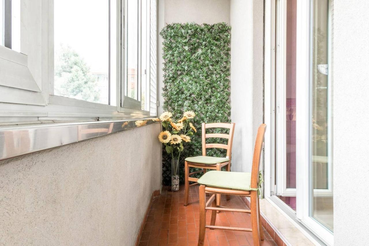 Altido Lovely For 6 Located In Vibrant Gallaratese Apartment *