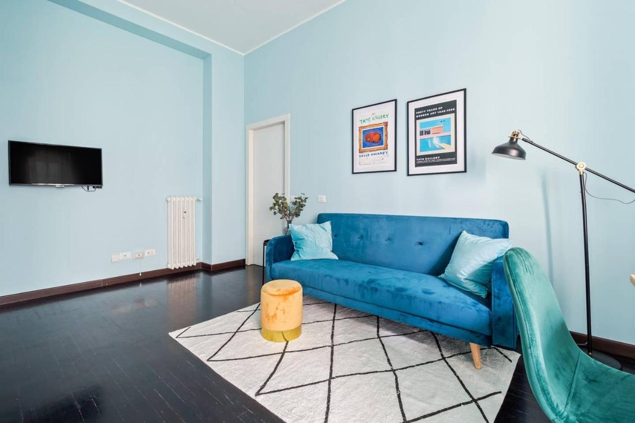 Design And Stylish Flat In Centrale Apartment