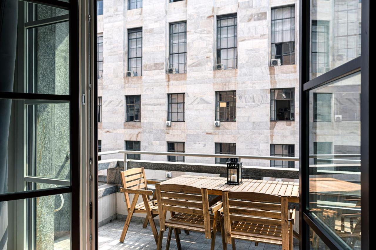 Wide And Bright Two Bedroom Apartment- Via Freguglia Mailand