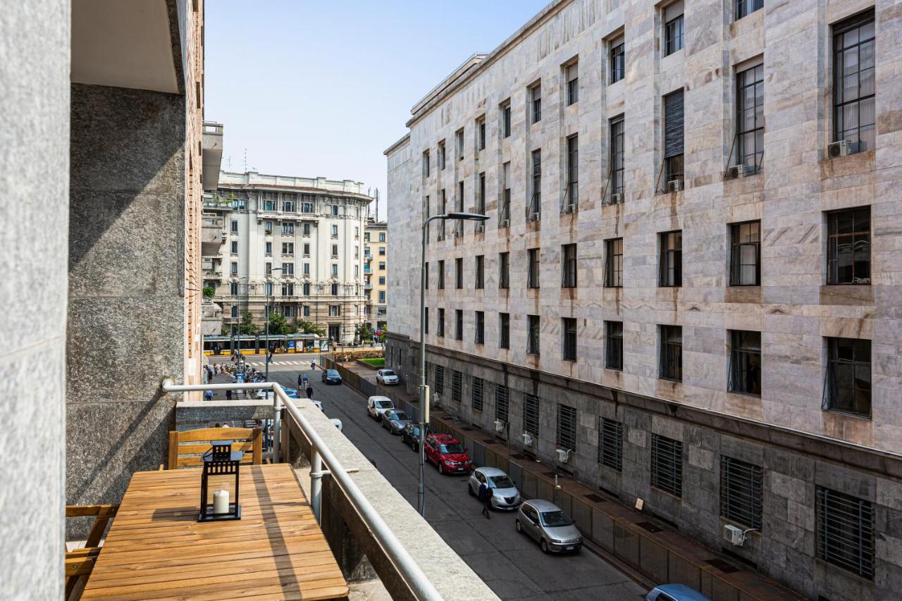 Apartment Wide And Bright Two Bedroom Apartment- Via Freguglia