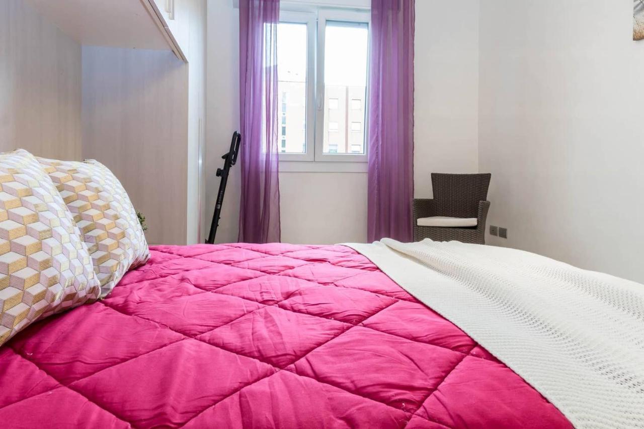 Altido Lovely For 6 Located In Vibrant Gallaratese Apartment *