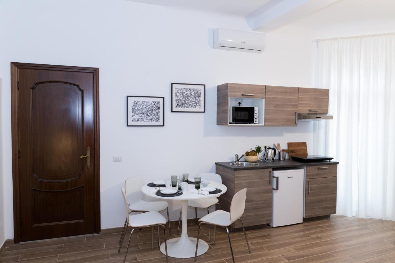 4 Design Near Central Station Appartamento