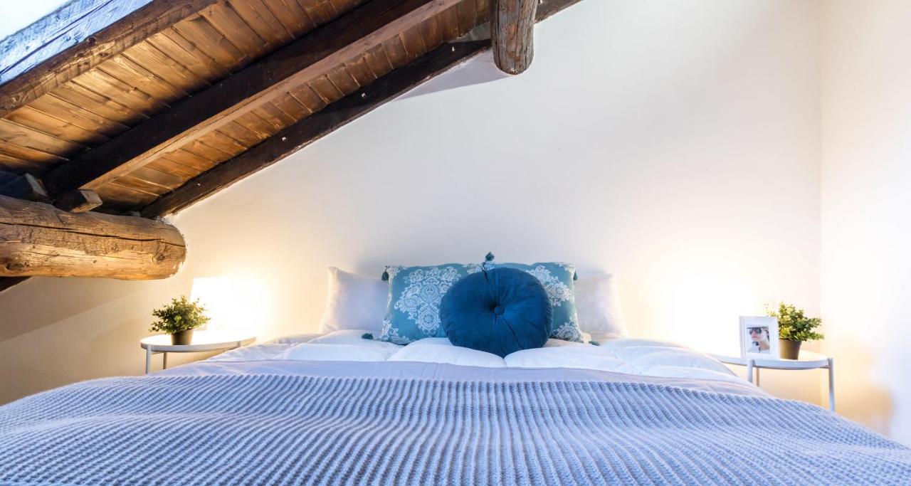 Altido Charming Flat For 6 In Historic Carrobbio Apartment *