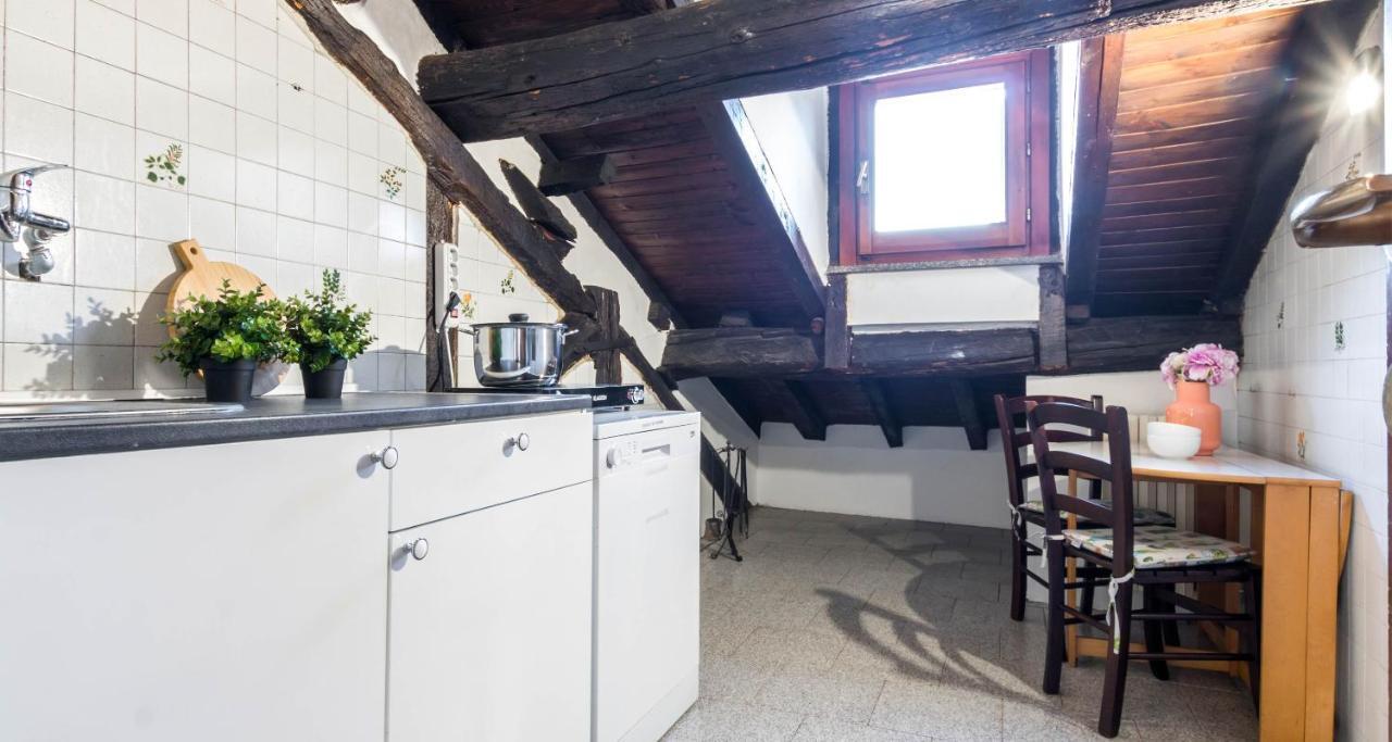 Altido Charming Flat For 6 In Historic Carrobbio *
