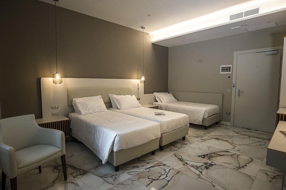 Hotel Castello 3*