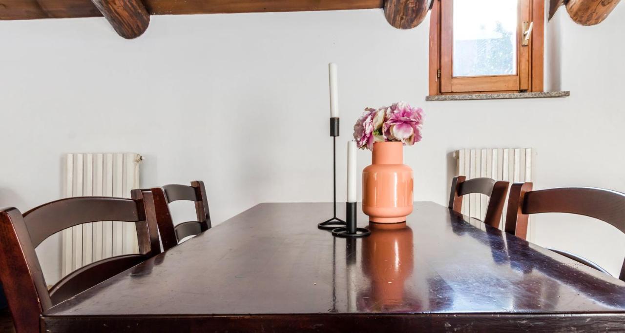 Apartment Altido Charming Flat For 6 In Historic Carrobbio