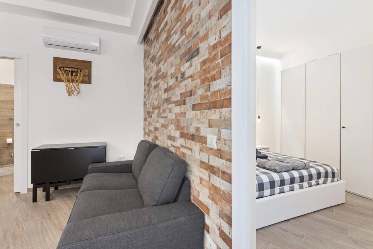 Modern&new Flat In Duomo Area * Milano
