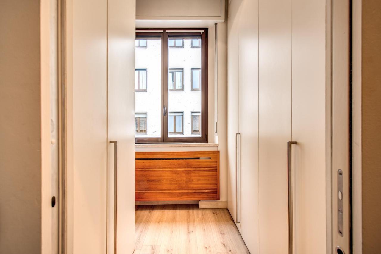 Apartment Santa Tecla Milan