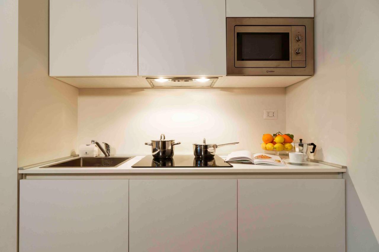 Contempora - Cavallotti 13 - B12a Milano