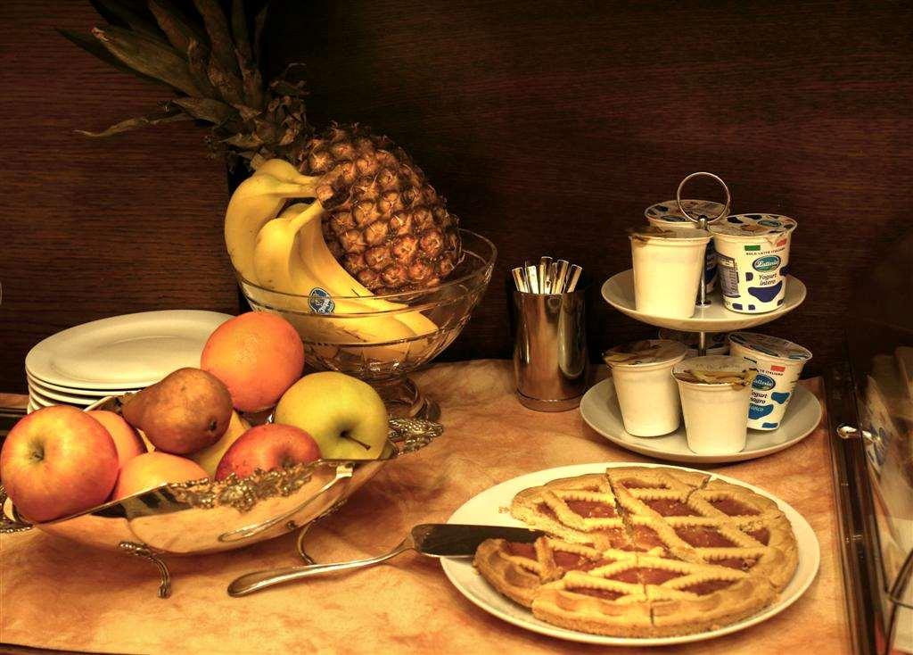 Hotell Pavone 3*
