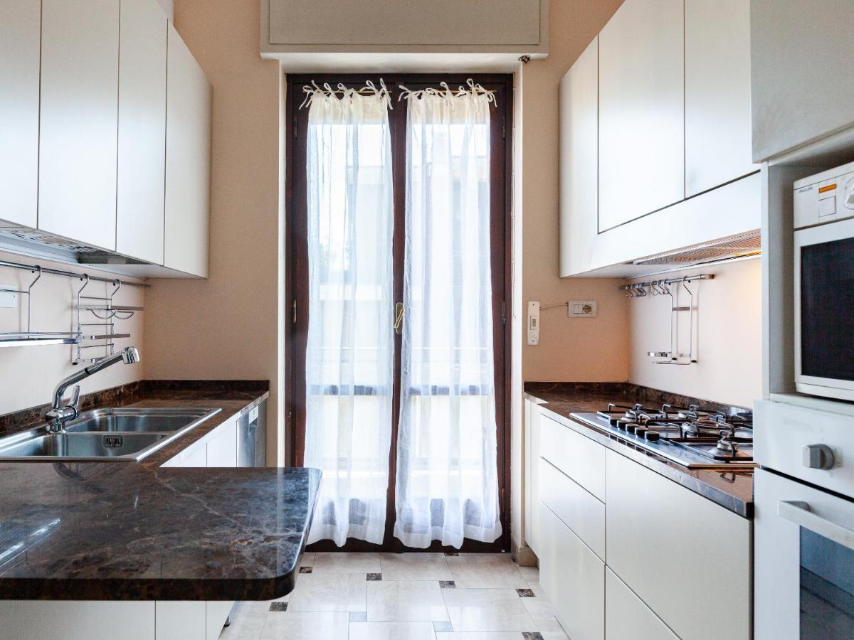 Easyhomes - Premuda * Milano