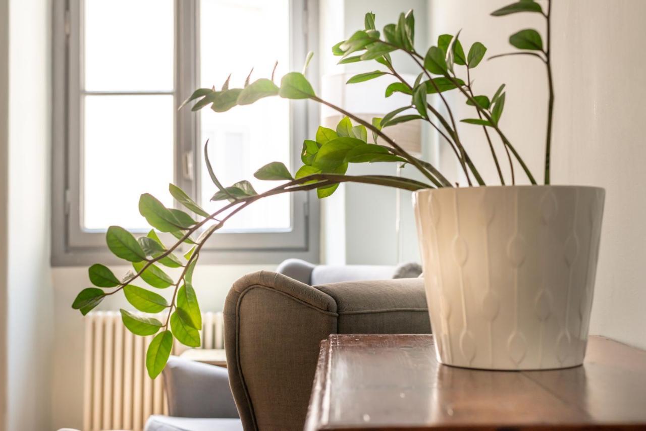 Apartment Via Paolo Lomazzo By Onefinestay Milan