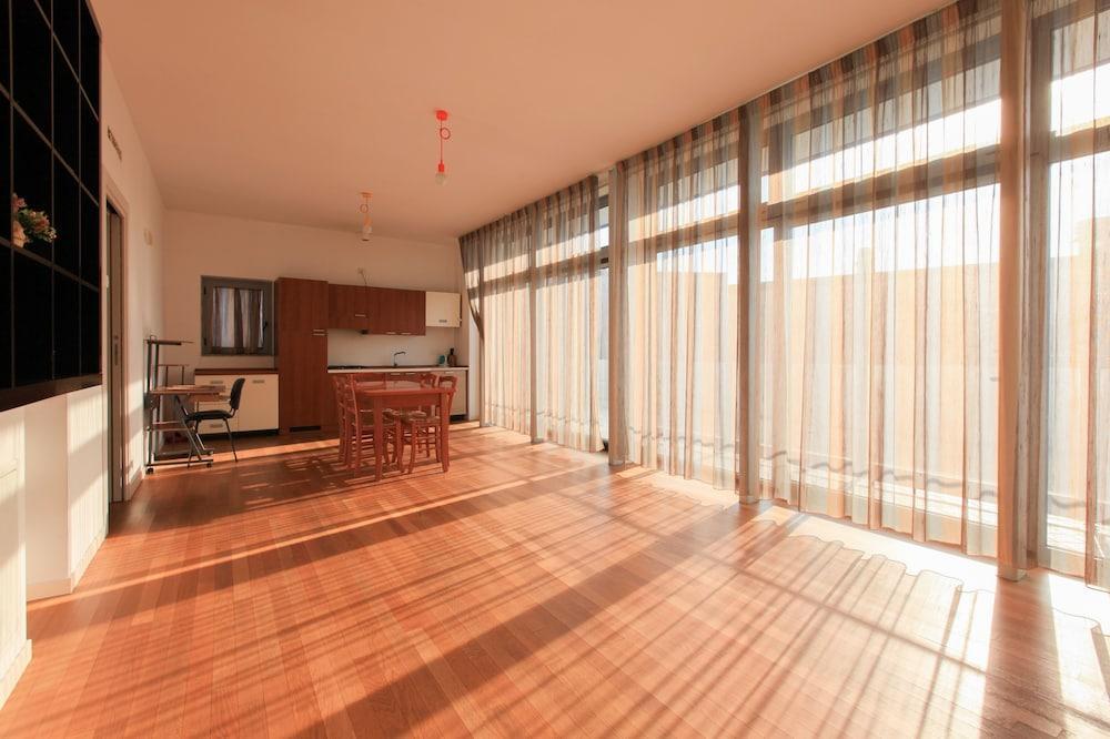 Red Line Appartement *