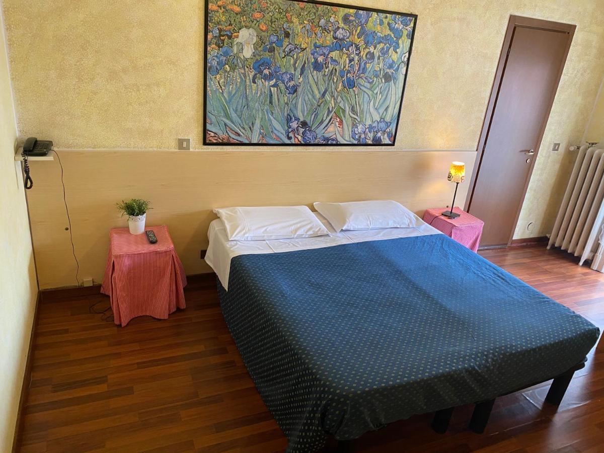 Hotell Catalani E Madrid 2*