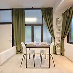 Apartment Suzzani 273