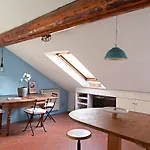 Porta Romana Apartment