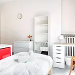 Joivy Cosy Flat Near Villa Mirabello