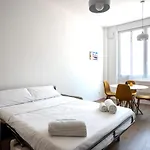 Navigli - Center Modern Suite, Fast Wi-Fi & Tram
