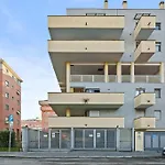 Milano-M1 Rock House