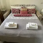 Joy House -Central City Near Metro Arco Della Pace Brera-Entire Apartment Perfect For Work & Play, Nightlife With Ac & Fast Wifi Welcome To The Cool Joy House!