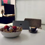 Apartment 812